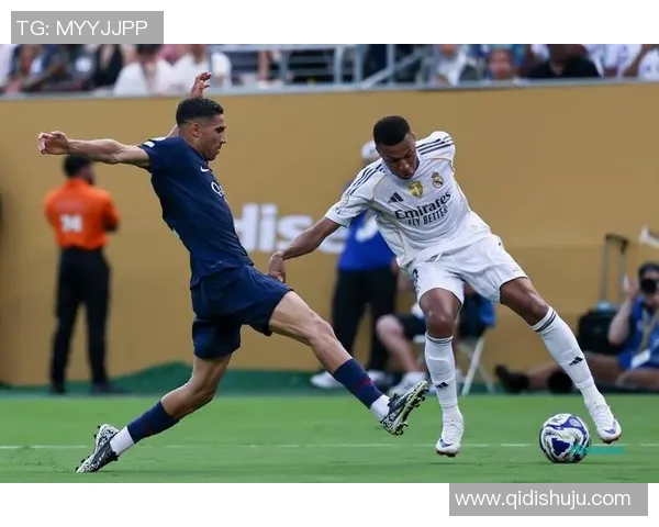 足球明星风云变幻的历程与形象演变全景展示